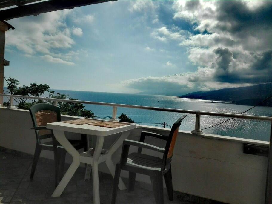Δίχωρο Στούντιο Στον Κέντρο Του Αρμενιστή Apartment Armenistis  Exterior foto