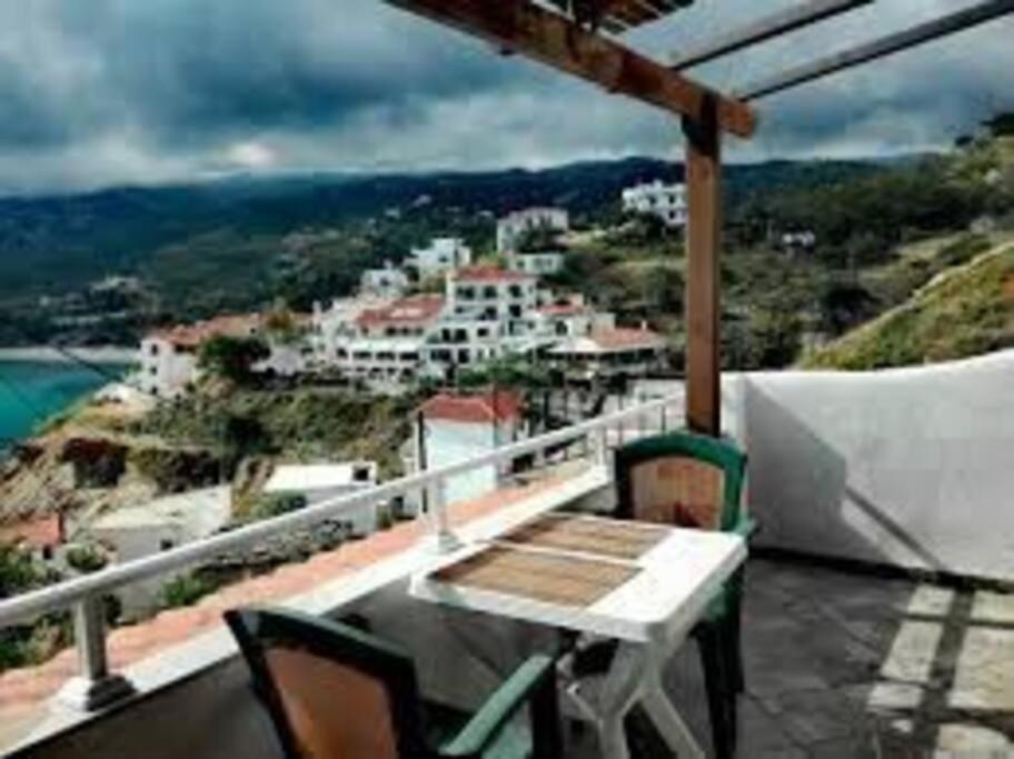 Δίχωρο Στούντιο Στον Κέντρο Του Αρμενιστή Apartment Armenistis  Exterior foto